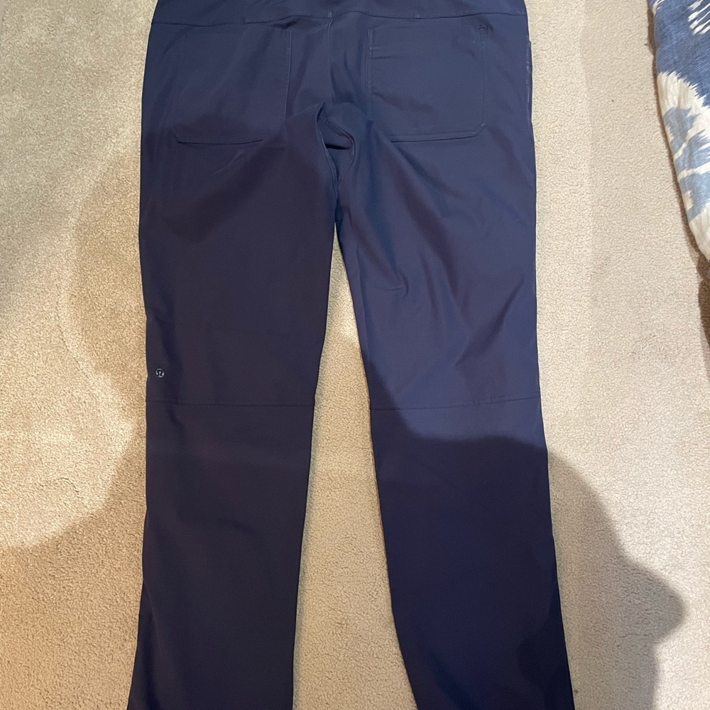 Lululemon ABC pant size 36 - navy blue